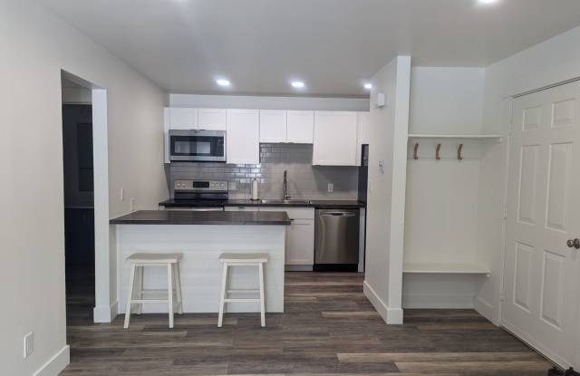 Bright & Inviting 1BDR Ground Level Condo