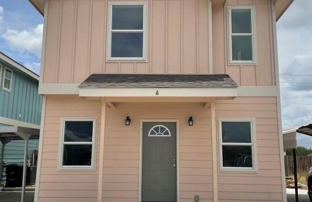 2556 Fox PLace