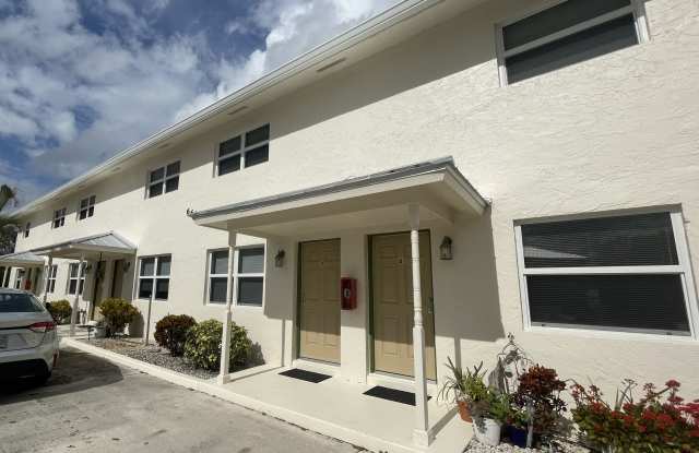 664 SW 35th Street Apt 6