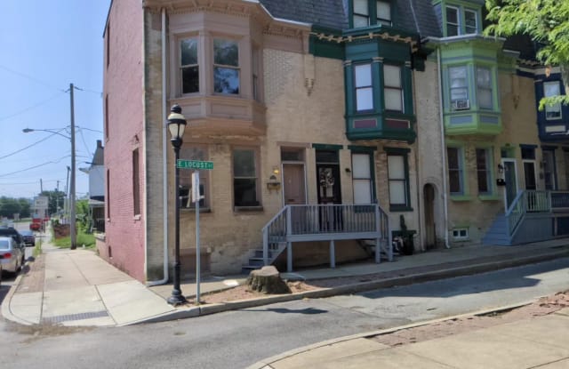 354 E LOCUST STREET - 354 East Locust Street, York, PA 17403