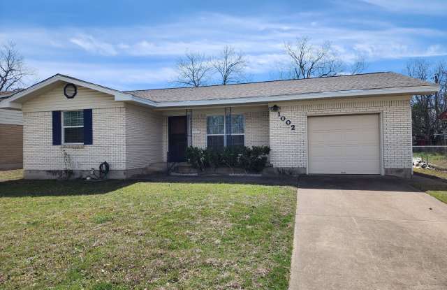 1002 Duvall Drive