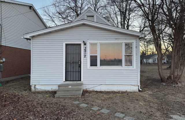 House 2BR/2BA