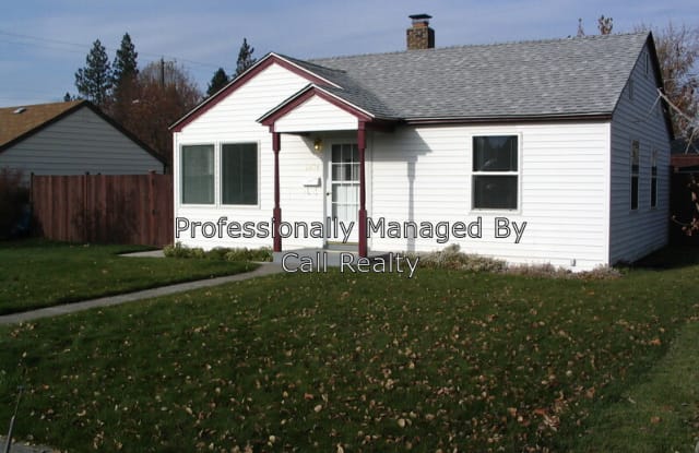 2834 W Everett - 2834 West Everett Avenue, Spokane, WA 99205