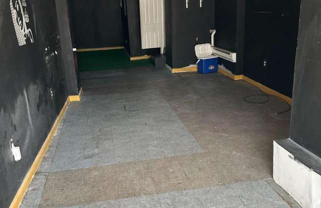 5864 BELAIR Road unit: Ground Level