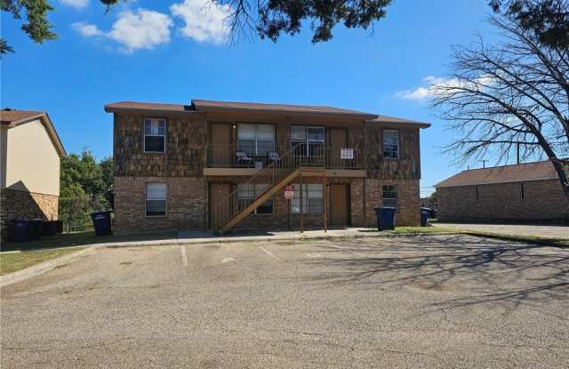 Photo of 104 W Anderson Avenue