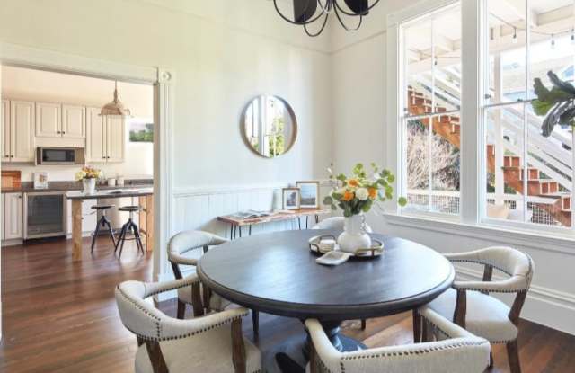 3027 Buchanan Street