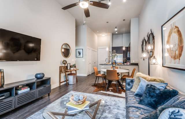 4110 Fairmount