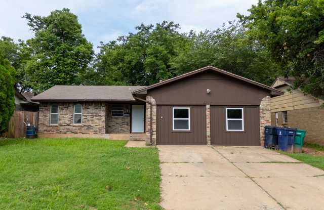 Cute 5 Bedroom House!