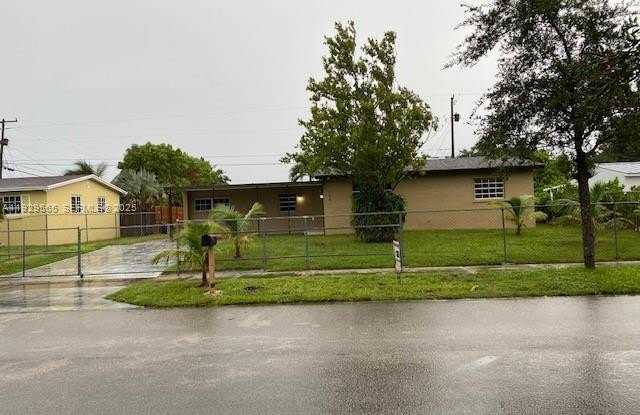 Photo of 9841 Haitian Dr