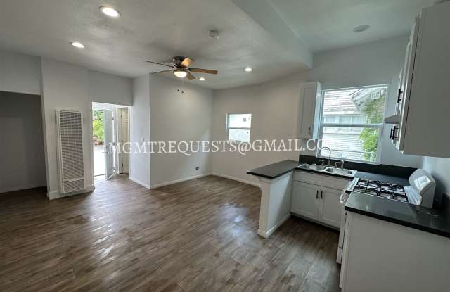 555 North La Cadena Drive