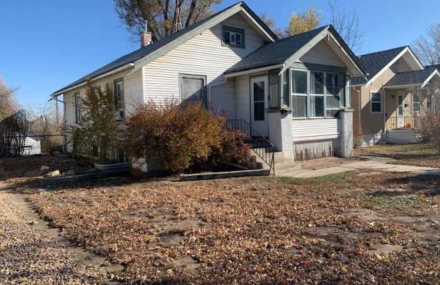 2036 9th Ave - 2036 9th Avenue, Greeley, CO 80631