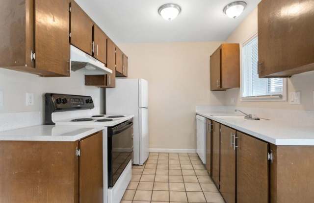 16528 Northeast Glisan Street