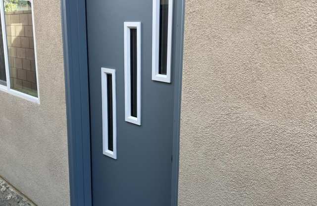 2643 Summerchase Avenue