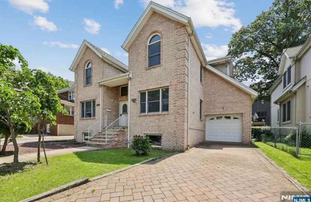 Photo of 2180 South Street