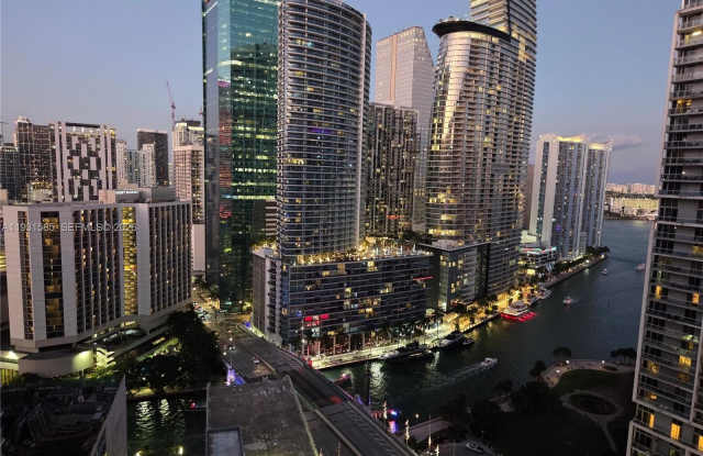 500 Brickell Ave
