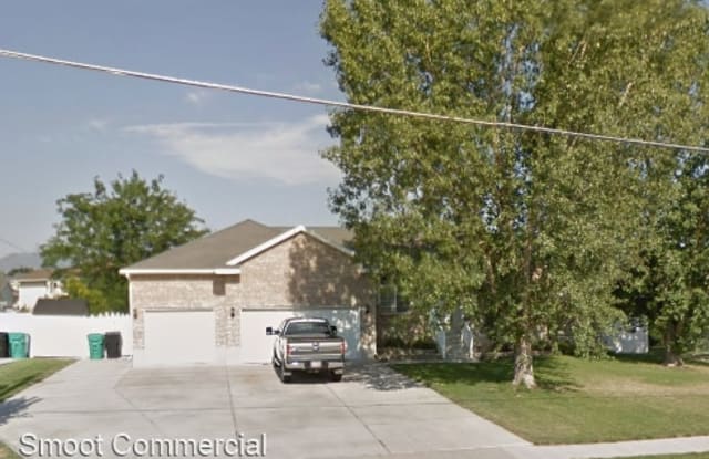 2127 South 2000 West - 2127 South 2000 West, Syracuse, UT 84075