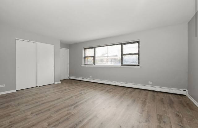 Photo of 11112 S Homewood Ave