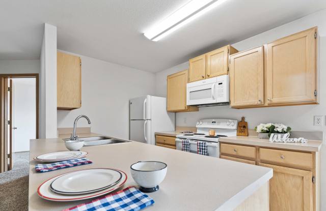 Trails End Apartment Community i