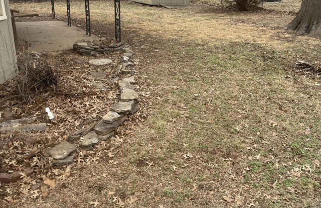 2544 S Pickwick Avenue