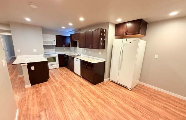 Lovely 2 Bedroom Condo in Marysville!