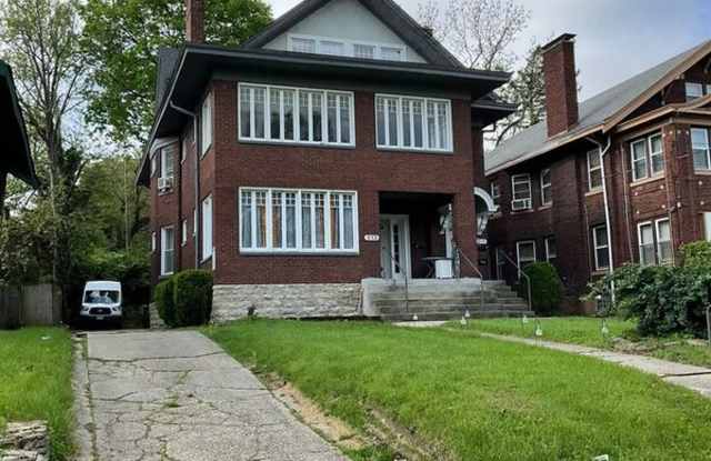 611 East Mitchell Ave