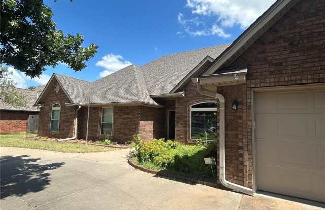 9908 Thompson Avenue