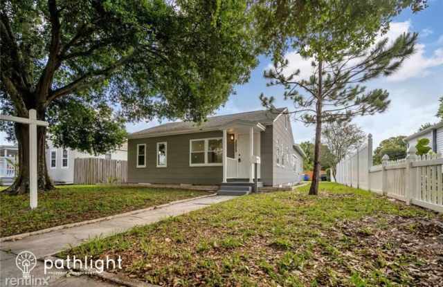 3535 16Th Street N UNIT