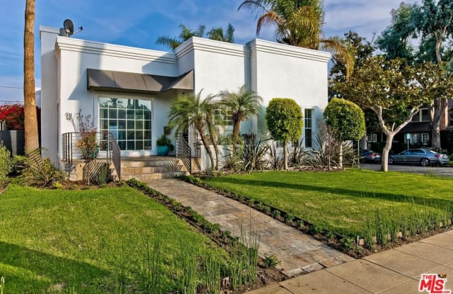 272 S Palm Dr - 272 South Palm Drive, Beverly Hills, CA 90212