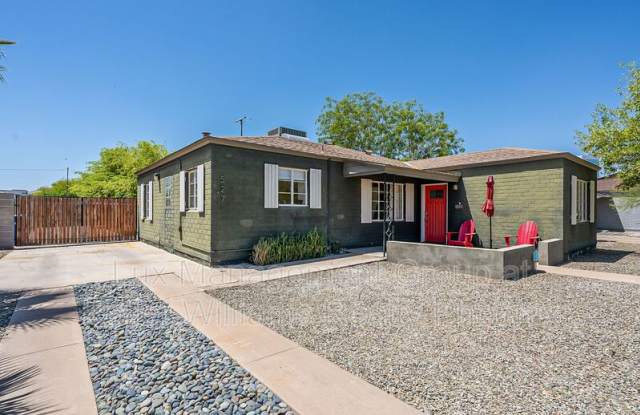527 East Mitchell Drive