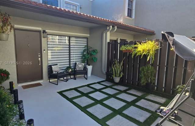 15370 SW 104th Ter