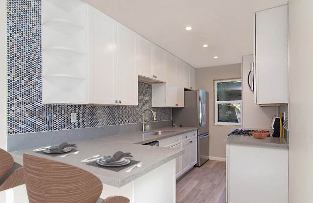 San Diego area/ Lemon Grove Renovated 1 bedroom in quiet neighborhood with Parking - MUST SEE this great apartment home