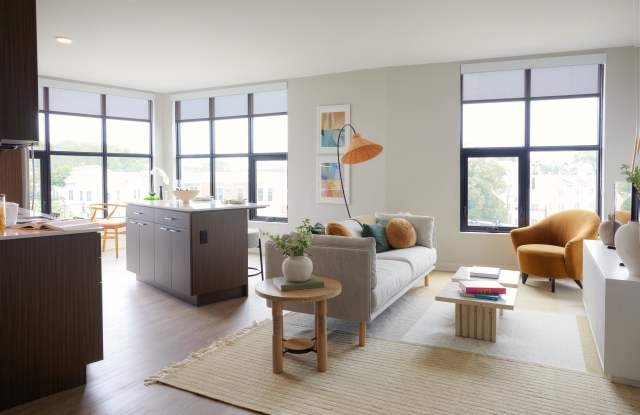 Photo of South Standard