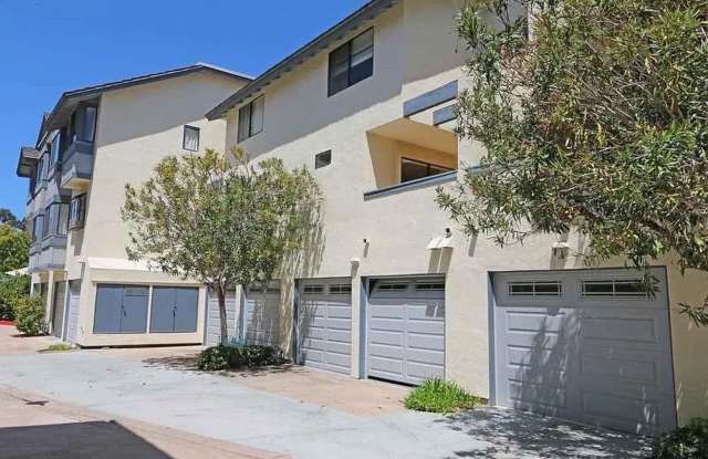 Spacious 2 Bedroom 2-1/2 Bathroom Townhome with 2-car garage in La Jolla near UCSD - 3194 Morning Way, San Diego, CA 92037