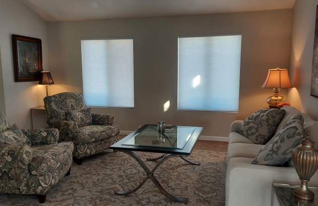 GORGEOUS FURNISHED TEMPE HOME!!