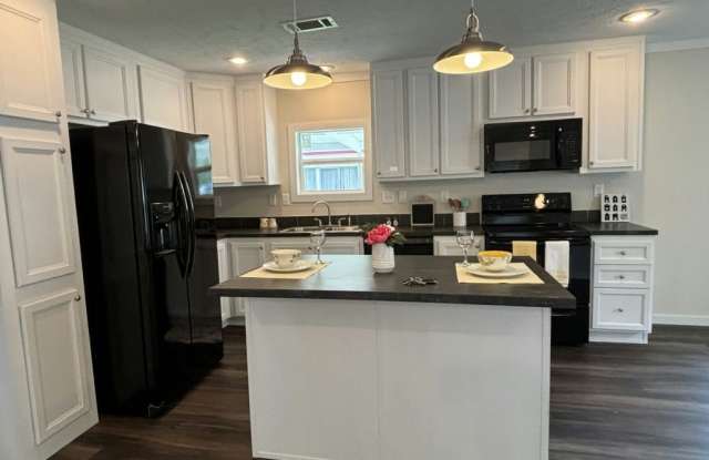 2263 Nw 48th Avenue Rd