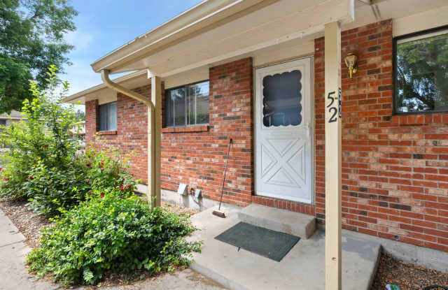 1024 Oxford Lane Unit 52 - 1