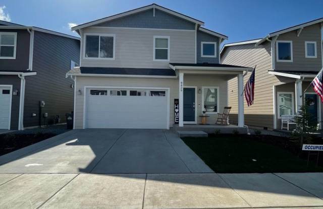 SPACIOUS 4 BEDROOM IN LAKE STEVENS SCHOOL DISTRICT - 8412 63rd Street Northeast, Marysville, WA 98270