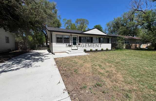 Stylishly Updated 3 Bedroom Home with Fresh Modern Finishes.