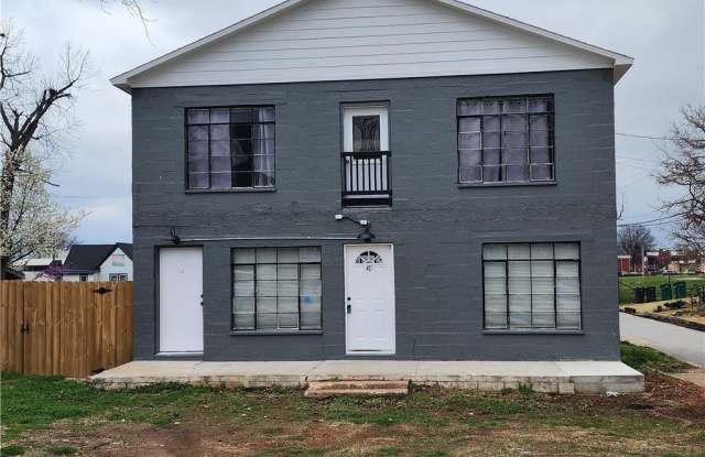 415  W Poplar  ST Unit #A