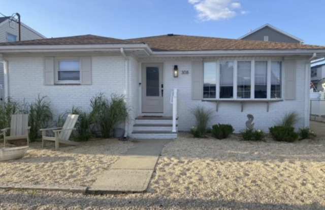 308 Harding Avenue unit: Wkly Summer Rental