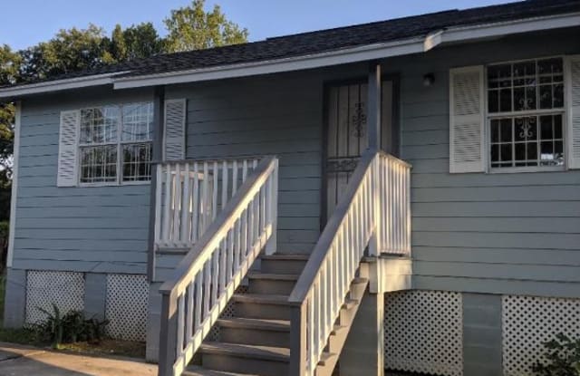 464 E Johnson St. - 464 East Johnson Street, Baton Rouge, LA 70802