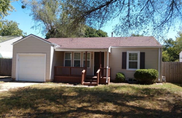 506 N Fern St - 506 North Fern Street, Wichita, KS 67203