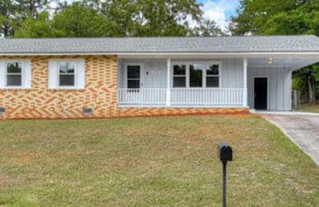 Photo of Renovated Brick Ranch Near the Fort