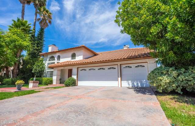 Photo of 5627 Middle Crest Drive