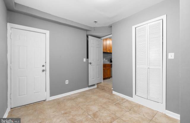 1613 17TH Place SE unit: 101