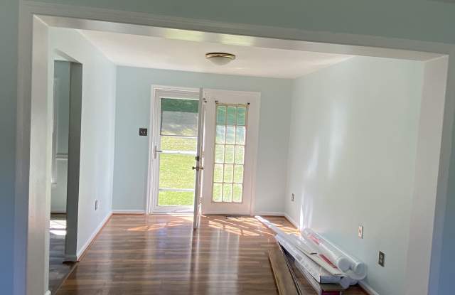 Photo of 6621 Greenvale Parkway