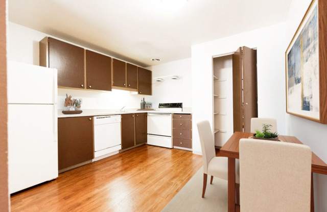 Photo of Harbor Oaks