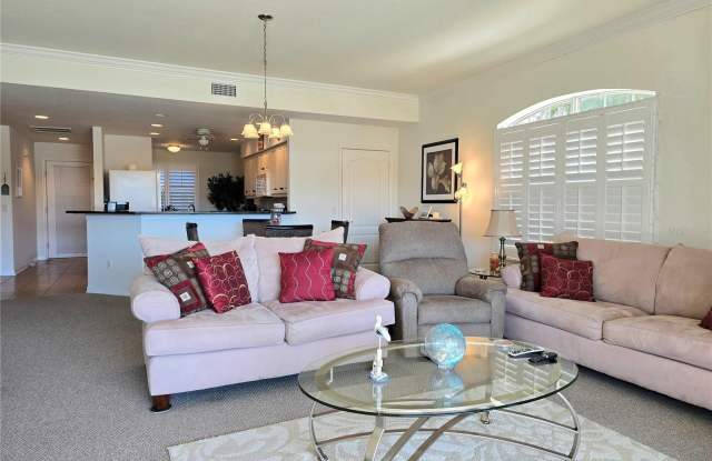 6446 7TH AVENUE CIRCLE W