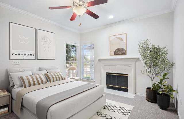 La Ventura Apartments