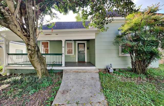 498 Lynch Ave NW